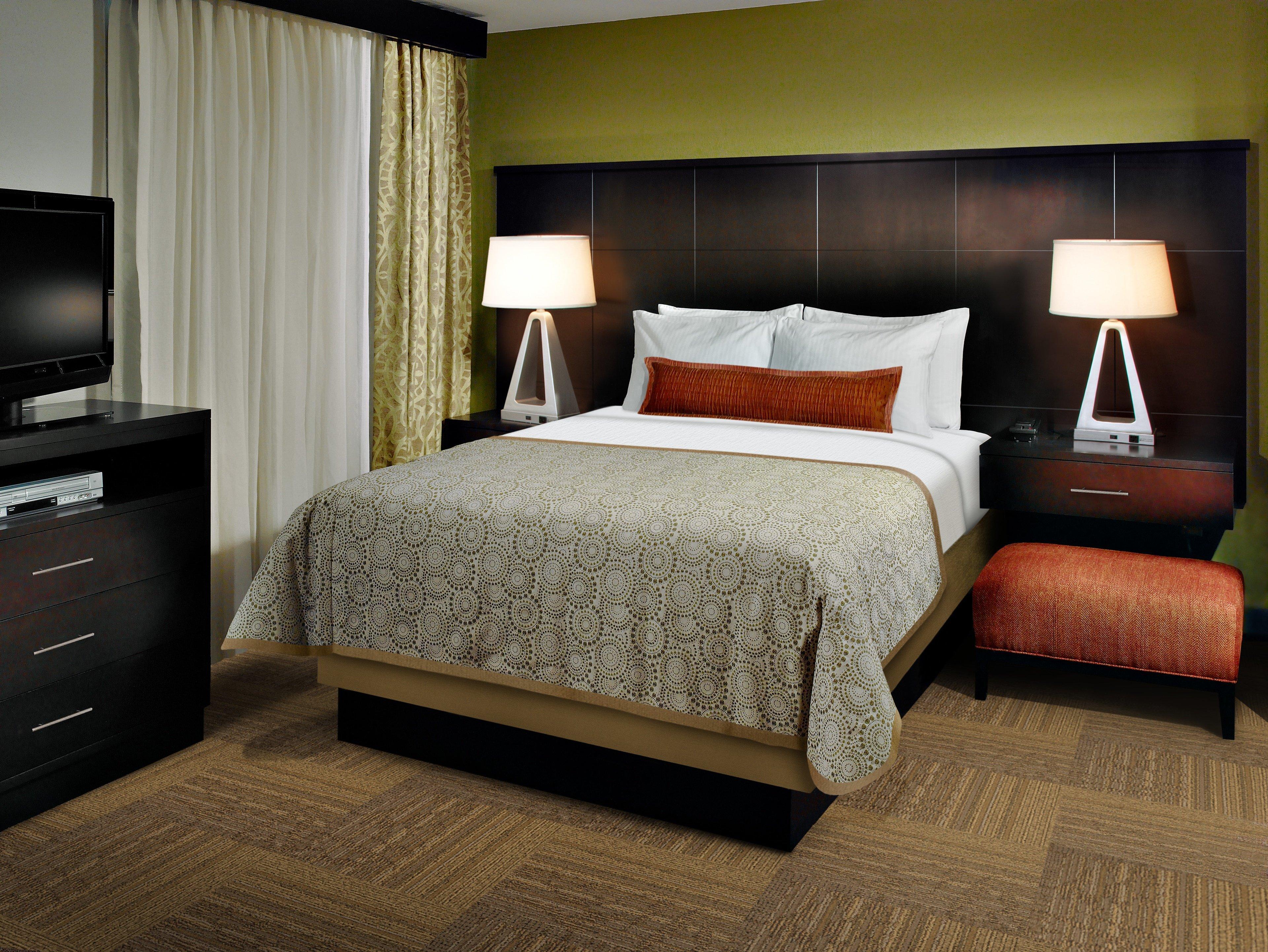 Staybridge By Ihg Hotel