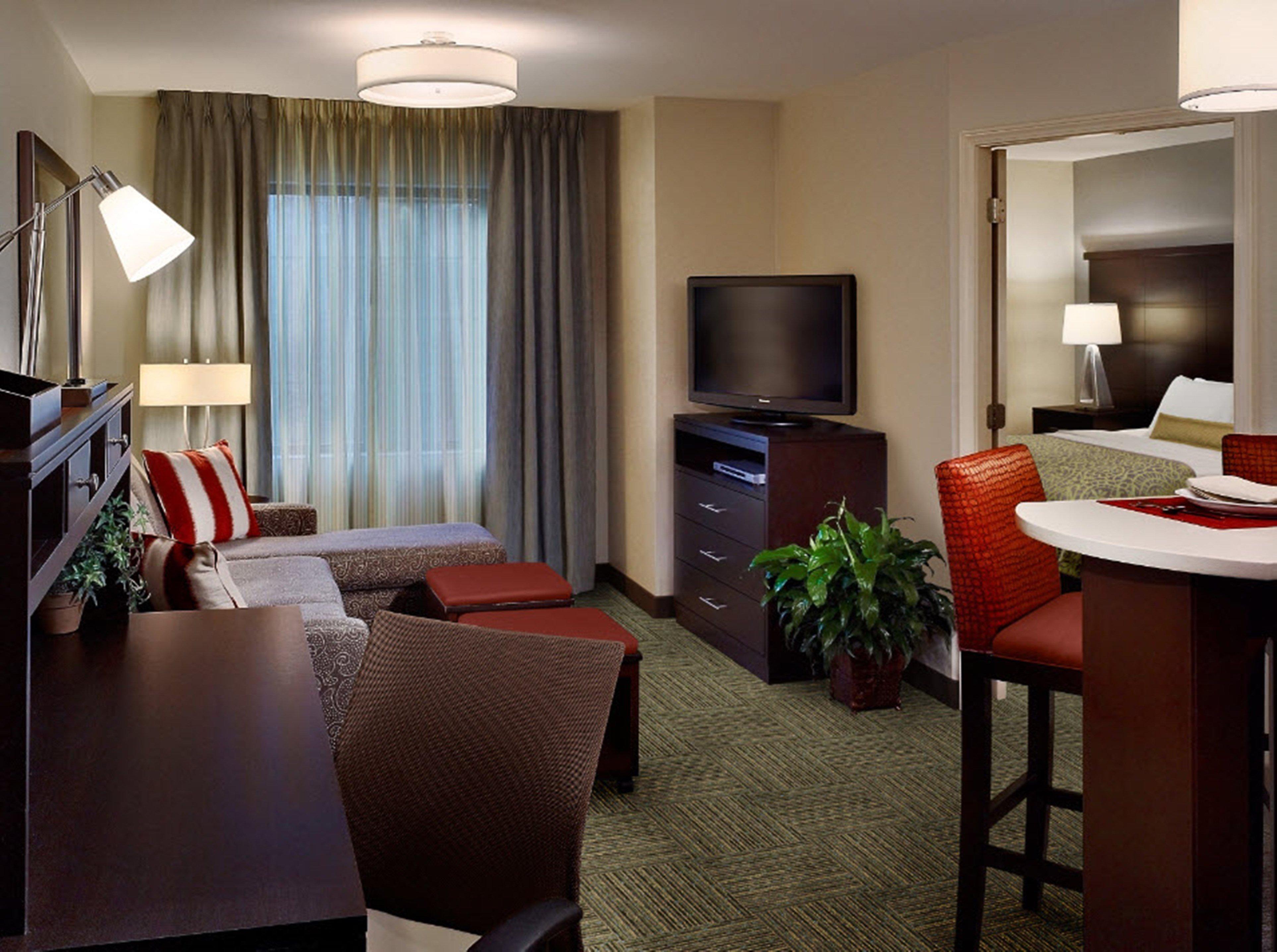 Staybridge By Ihg 2*