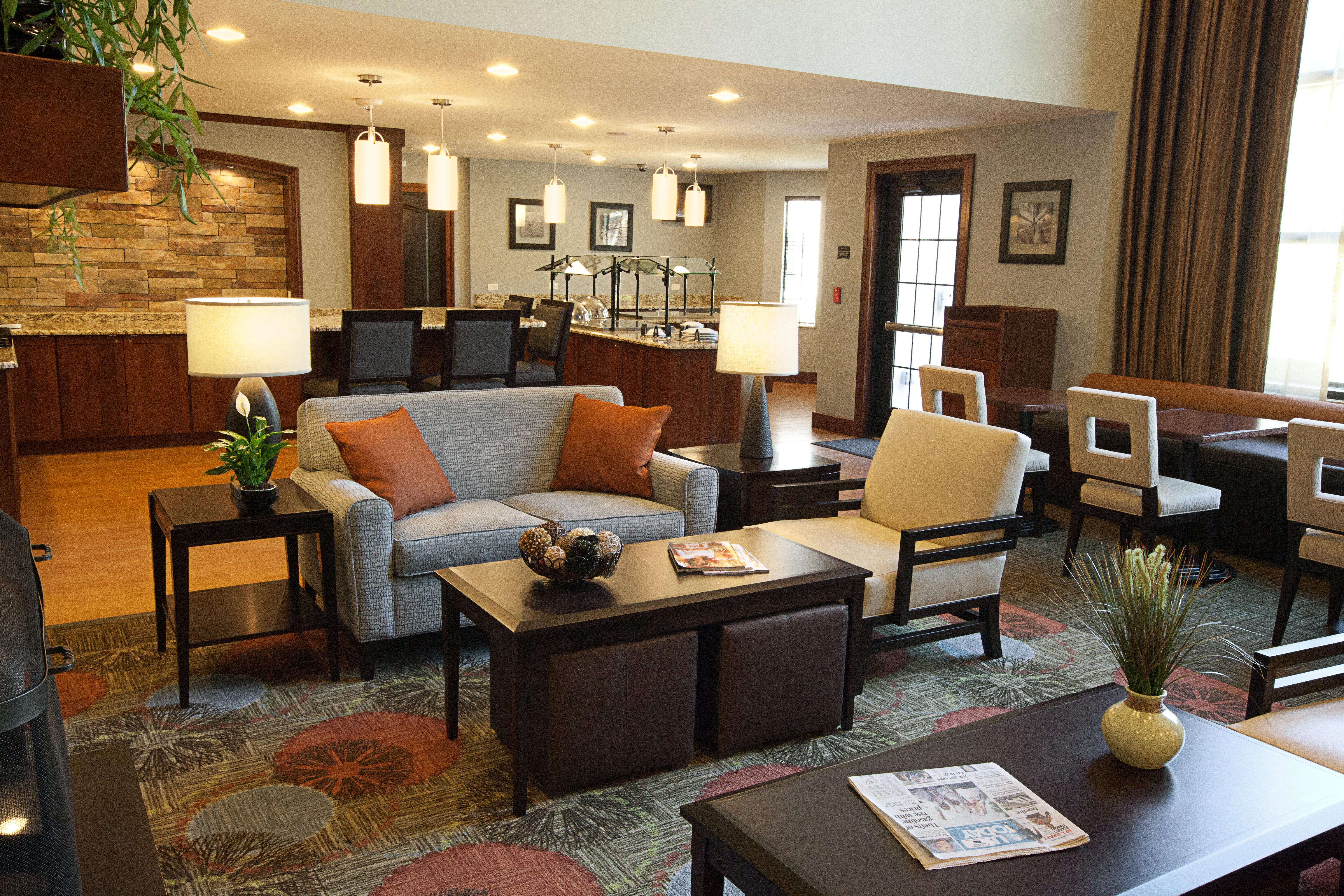 Staybridge By Ihg Hotel Dearborn